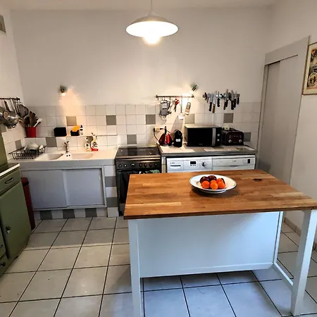 Simone - 200m De La Les Sables-dʼOlonne