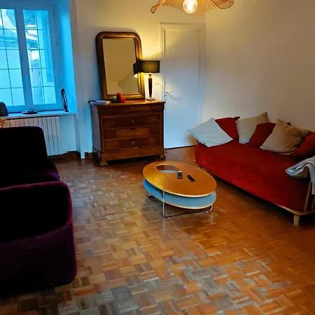 Simone - 200m De La Feriehus *