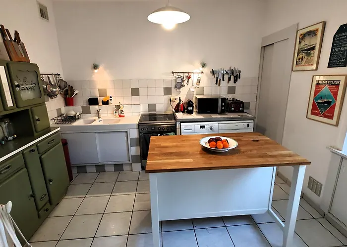 Simone - 200m De La Les Sables-dʼOlonne