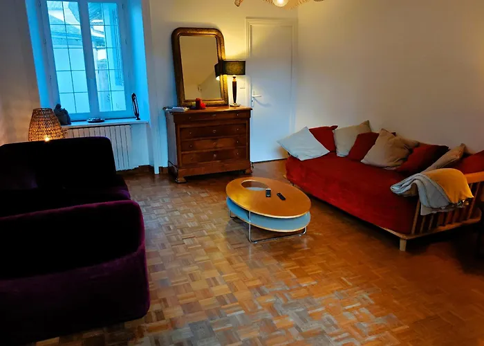 Simone - 200m De La Feriehus *