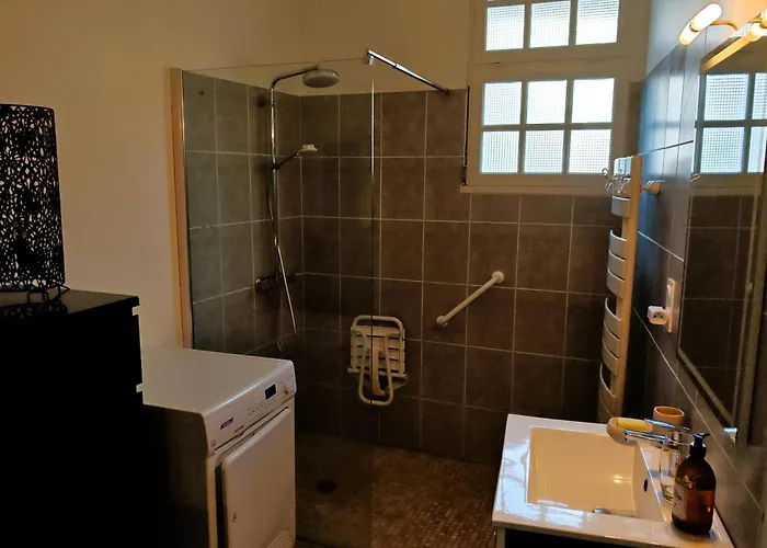 Simone - 200m De La Les Sables-dʼOlonne